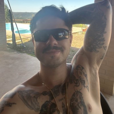 pqandre12's tweet photo. #NovaFotoDePerfil https://t.co/16jPScRsGy