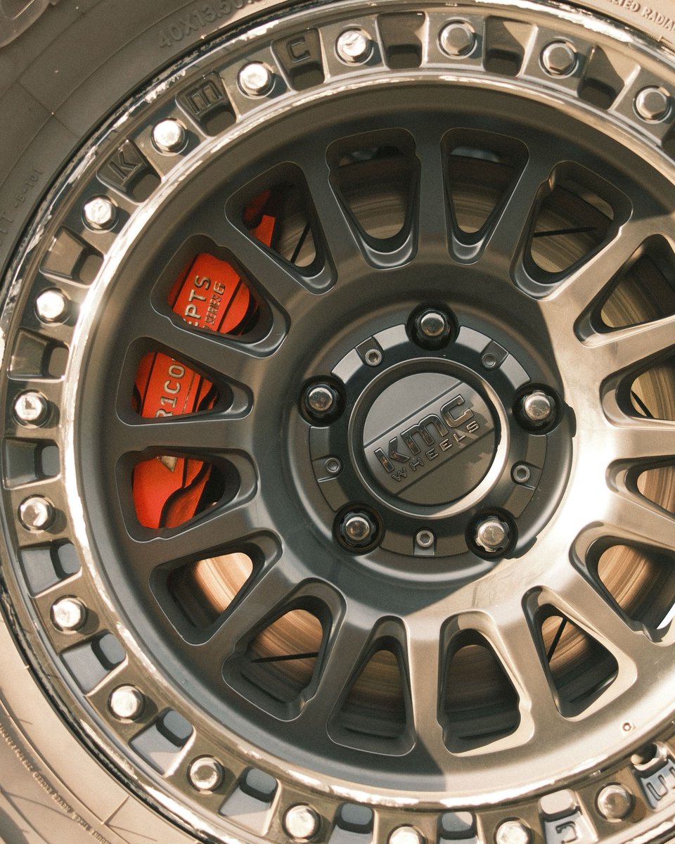 R1Concepts's tweet image. No gimmicks, just parts that do their job. 🙂‍↕️ 

Clean wheels, and real stopping power. 🤓 

#STOPPINGTHEWORLD #R1concepts #teamR1