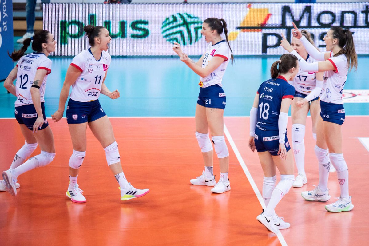 VolleyViper tweet media