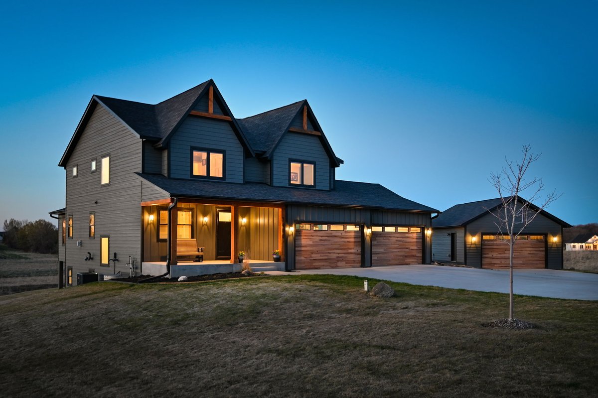 Arikaa's tweet photo. Just Listed Custom Built 2024 5 Bedroom, 4.5 Bath Estate Home on 8 Acres with Sauna and Sport Court!
Come Live the dream life!

7400 74th Ave North 
Greenfield, MN 55357
$1,750,000

https://t.co/4MgfnLLRoT

#Justlisted #custom #sportcourt #greenfieldmn #loretto #orono https://t.co/WrYGQjzCgc