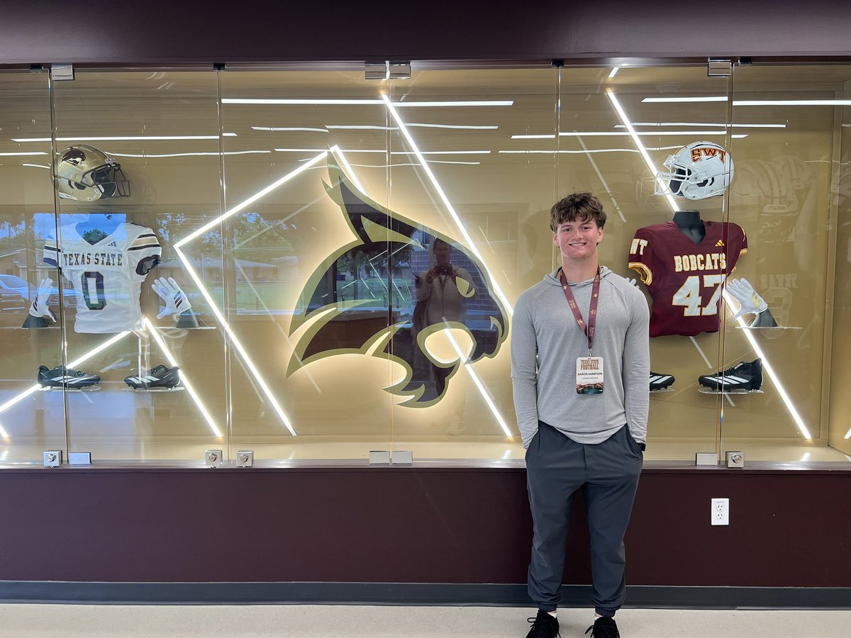 baron_sampson's tweet photo. Had a great visit with @TXSTATEFOOTBALL Thank you @CoachC_Evans and @LDKep for practice invite and conversation!
@bbasil01 @kanehardin_ @JagFBRecruits @J_ChristensenQB @RRQB_ https://t.co/GTYbYRHlv2