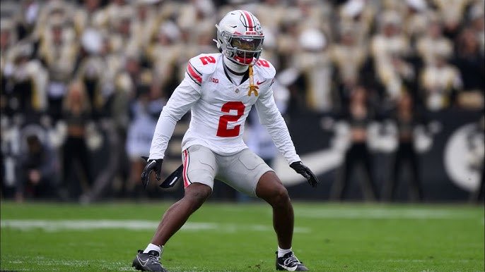 Some huge names fall in the draft

Who do you take Ravens fans?

Bain
Tate
Downs
Vega