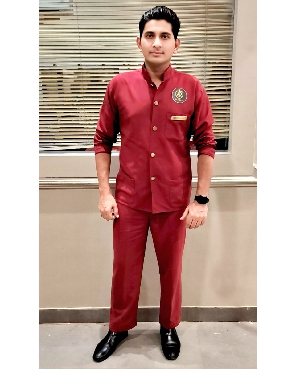 Javedfurquan1's tweet image. ✨ Alhamdulillah My New Work 🎬
Watch 5 STAR KA BILLIONAIRE NAUKAR on WowTV — Link in Bio. 

instagram.com/reel/DXRyi7iP8…

Aap sabka pyaar aur support hamesha motivate karta hai. 🙌🔥
#NewWork #ActorLife #javedfurquanactor #WowTV #5StarKaBillionaireNaukar