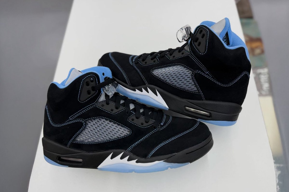 INSANE SNEAKER™ tweet media