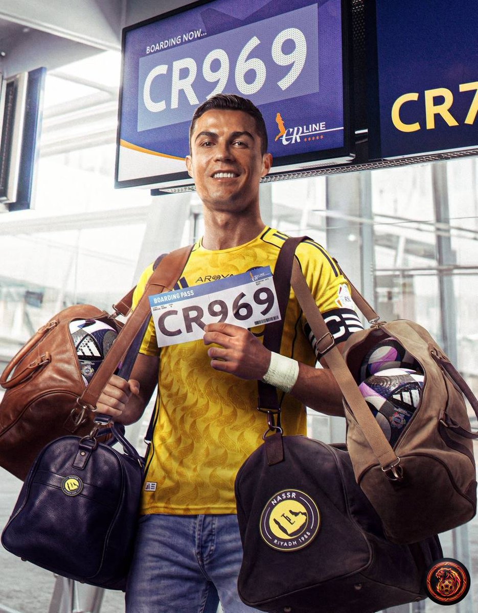 FootballGoalFC's tweet image. 🚨 𝗕𝗥𝗘𝗔𝗞𝗜𝗡𝗚  
And that's 969 career goals for one of the game's all-time greats! 🫡 

Just imagine hitting that milestone! Where does he rank among the all-time legends? 👇  
#FootballLegend #CareerGoals #GoalMachine