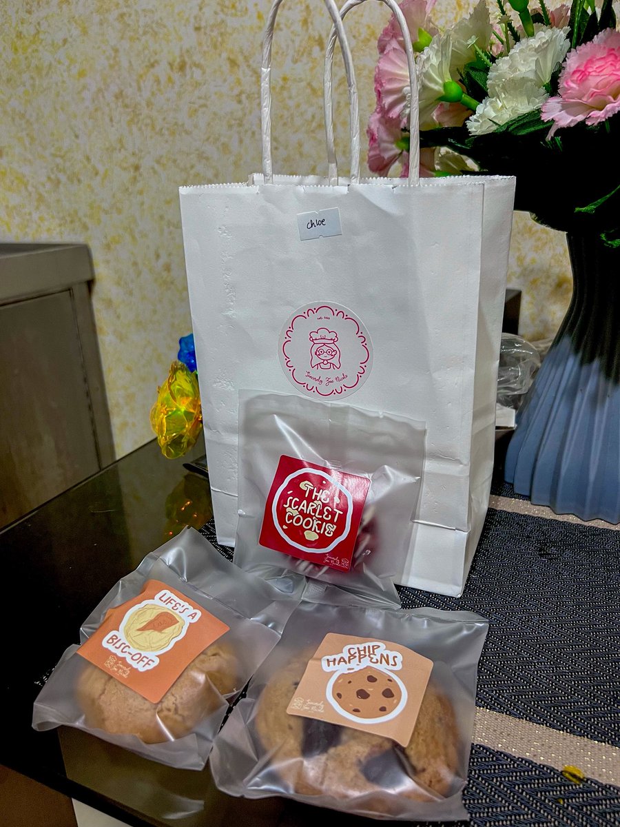 Chloe 🫂 tweet media