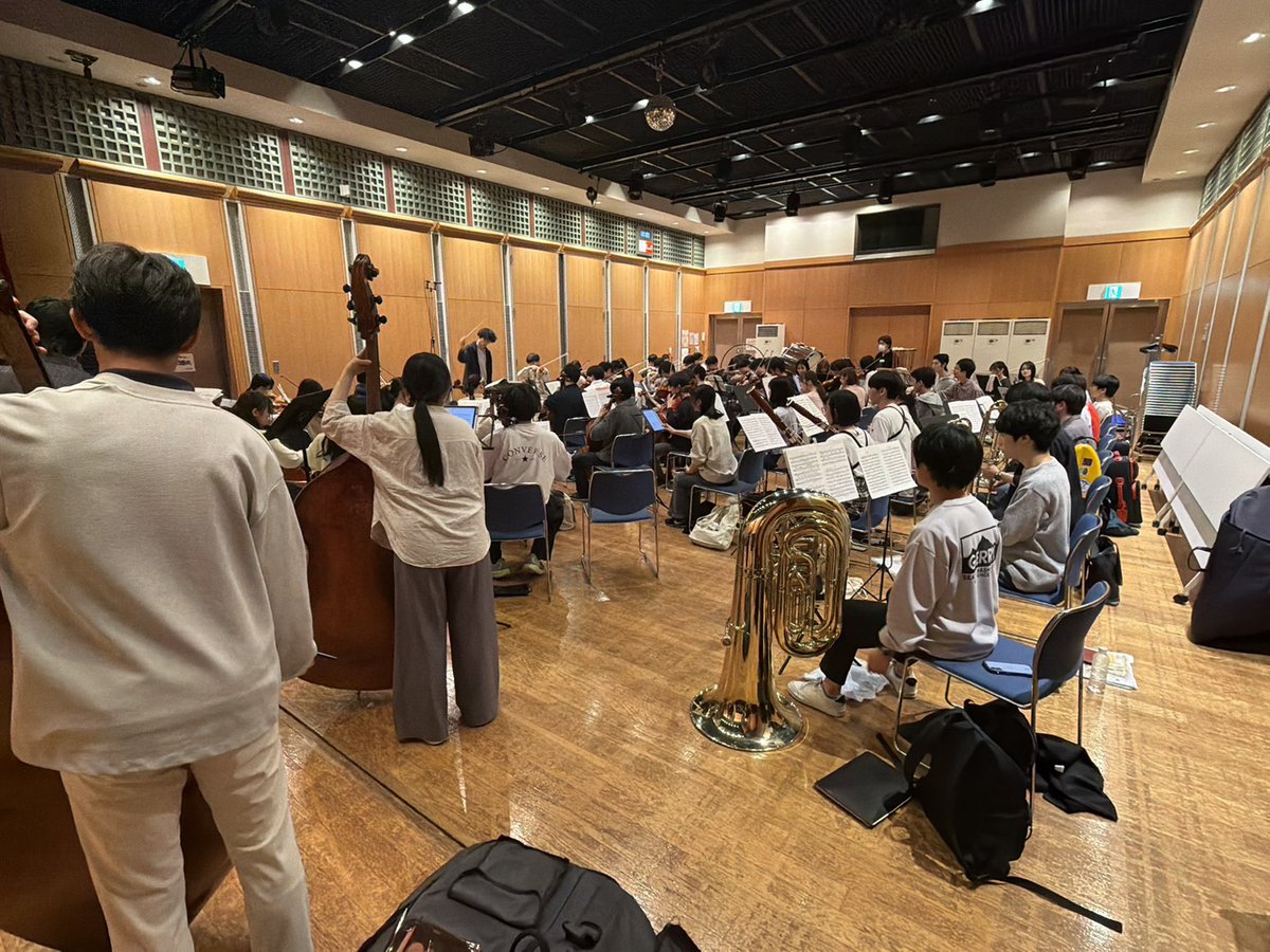 utorch_kyoto's tweet photo. 本日はサマーコンサートに向けて音出し全奏を行いました!
どの曲も弾きごたえのある曲で今から楽しみです🙌
#東大オケ https://t.co/tEJd3UBhbW