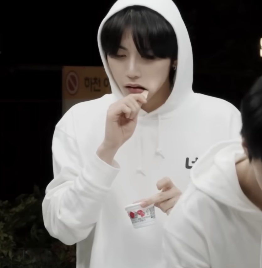 비얀코 tweet media