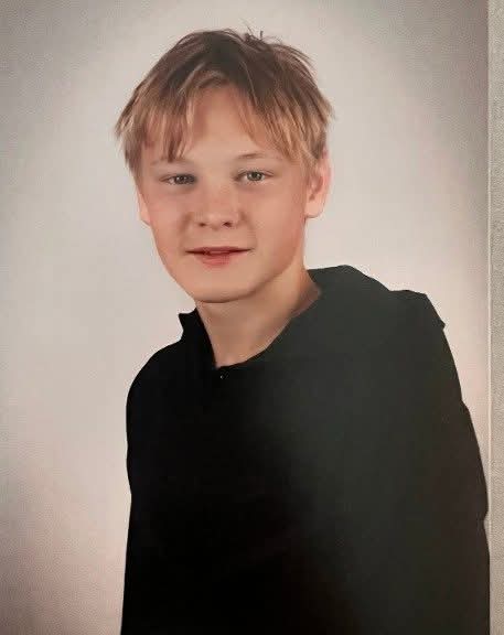 Caroline13Ura tweet media