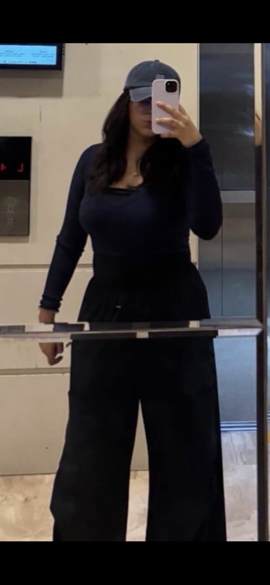 Horizonfnedjsc's tweet image. @AtvXucker lost his irl bitch to me #exposed #wankbattle #wankchat