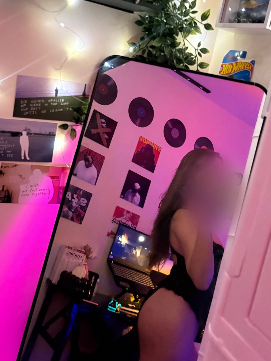 𝐀𝐕𝐈 ✮ tweet media