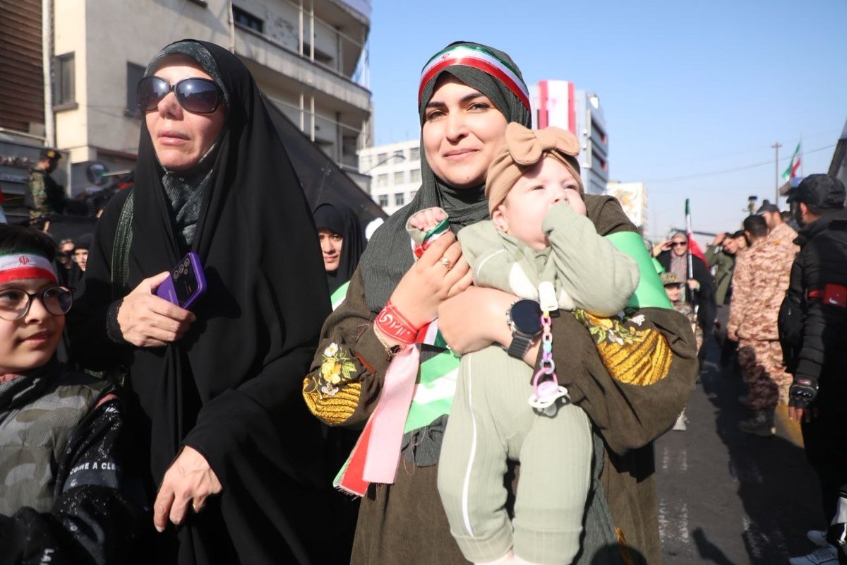 دخـترِ آسـمــانــ tweet media