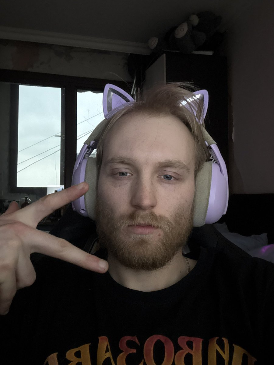 я не Дмитрий 👍🏻✋🏻 tweet media