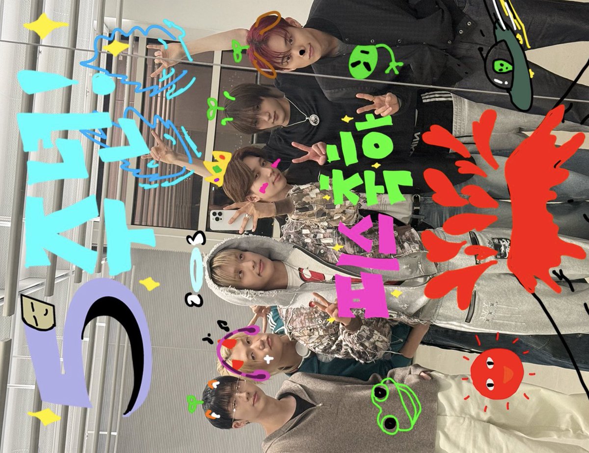 🐭ྀི tweet media