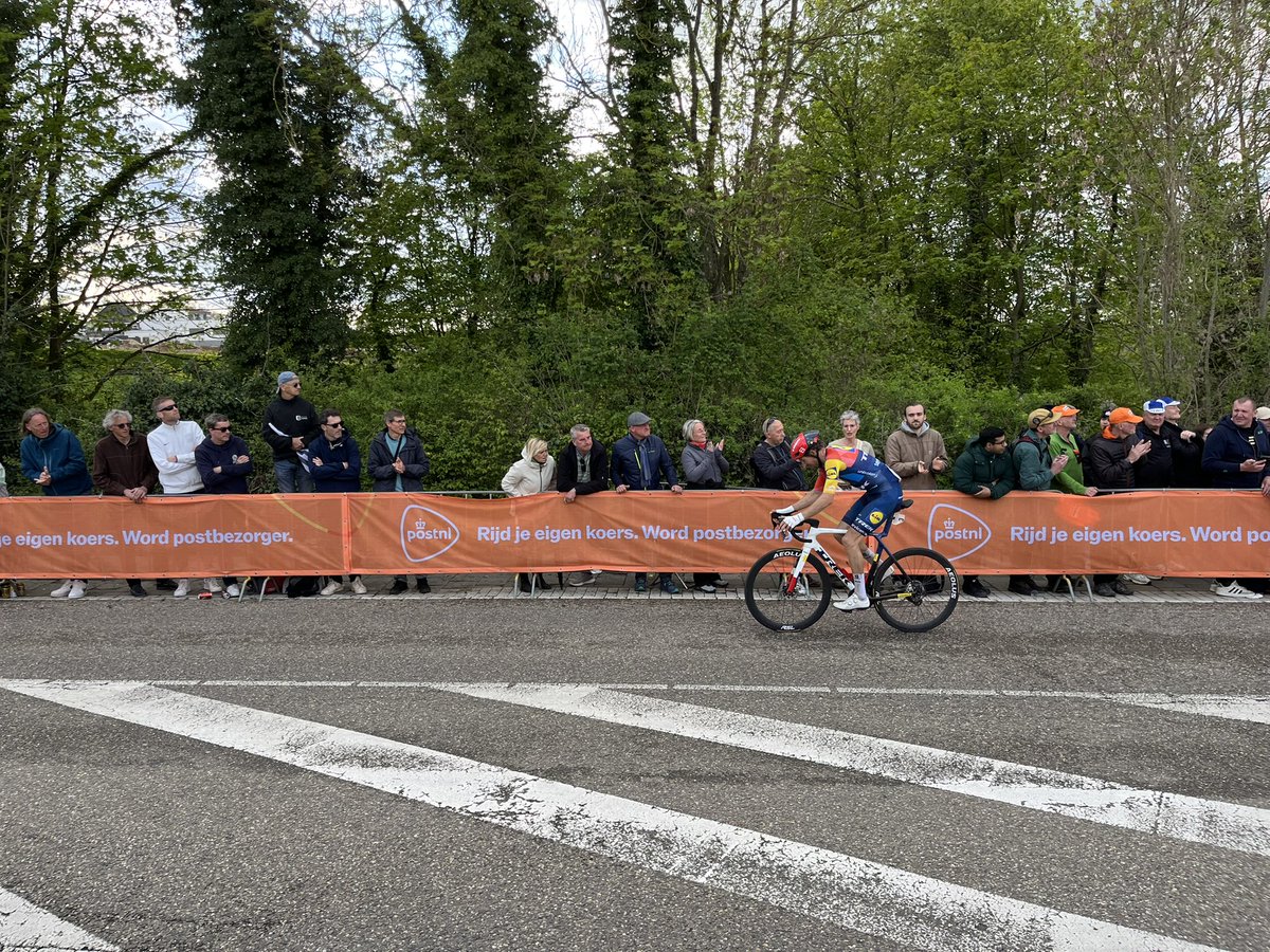 Metha de Vos 🇨🇭🏯🚠 tweet media