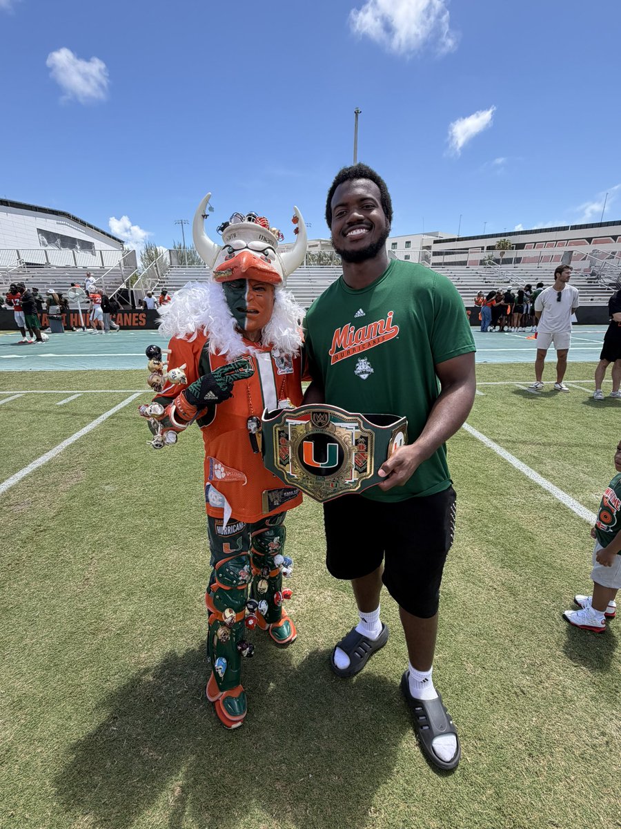 Lotuss_Flwr's tweet image. #SpringGame2026 #MiamiHurricanes