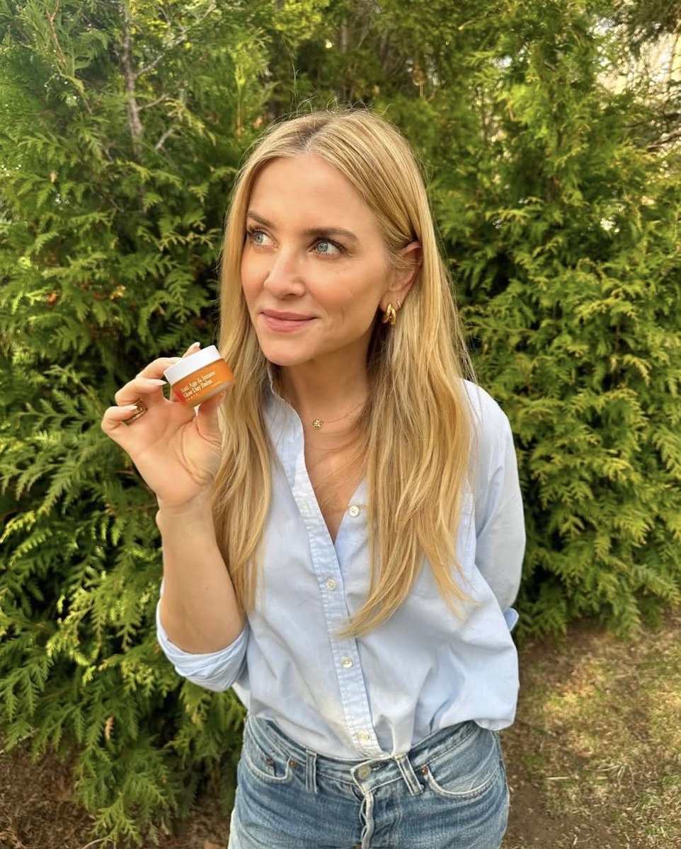 𝓐𝓻𝓲𝔃𝓸𝓷𝓪 𝓡𝓸𝓫𝓫𝓲𝓷𝓼 tweet media