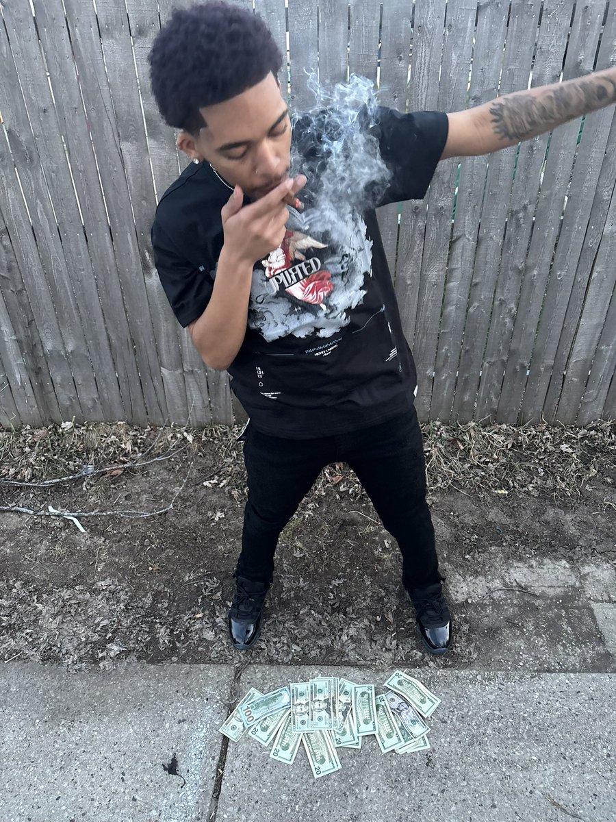 Prettyboylowasab tweet media