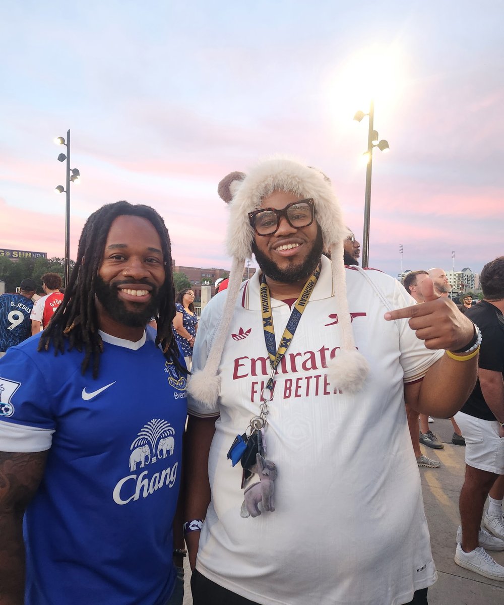 Troy the Panda (Michigan is an EVERYTHING school) tweet media