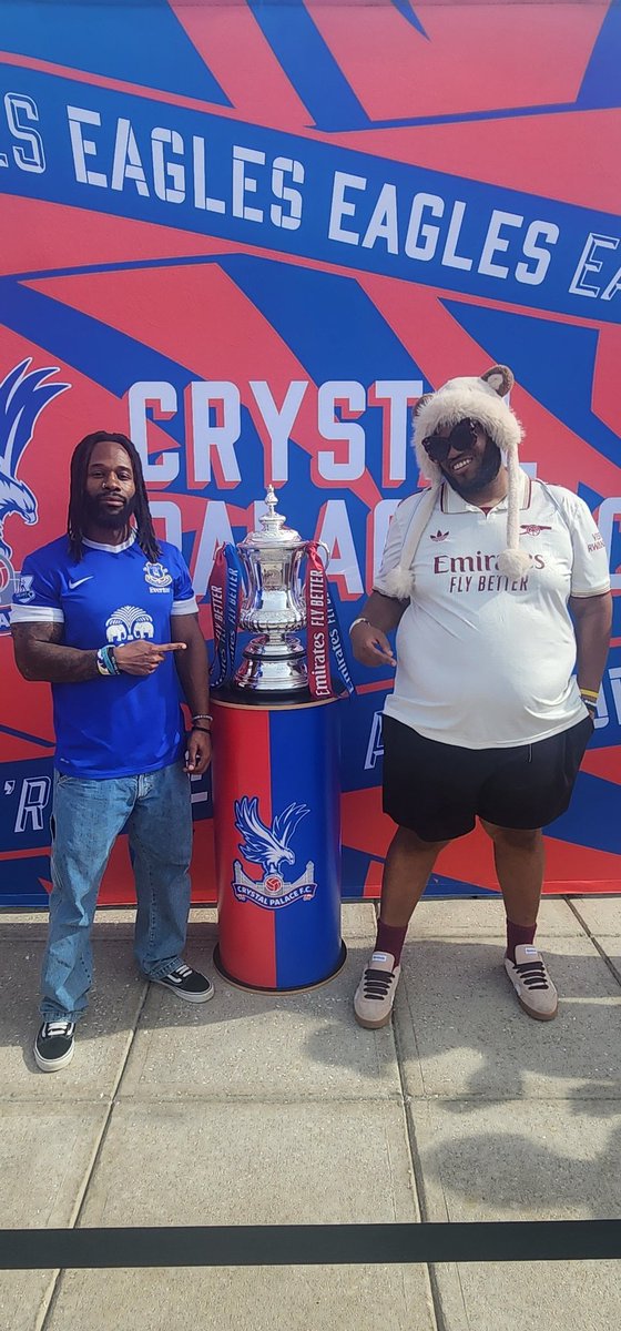 Troy the Panda (Michigan is an EVERYTHING school) tweet media