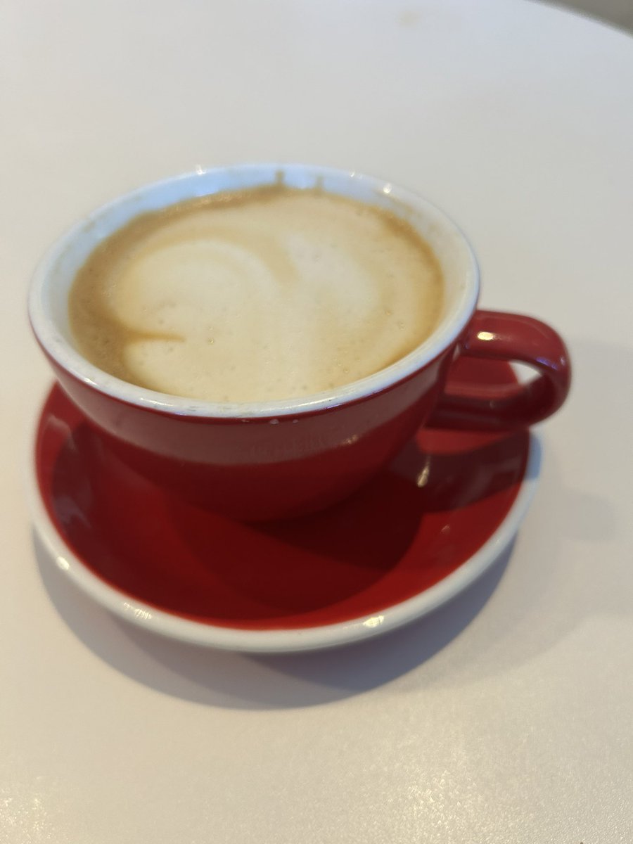 gladyzms's tweet image. Café, en cielo de primavera.
#SundayMotivation