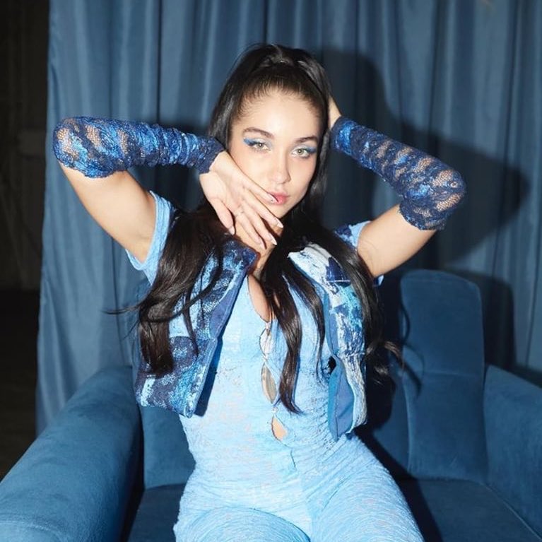 Maria Becerra Reports ✺ tweet media