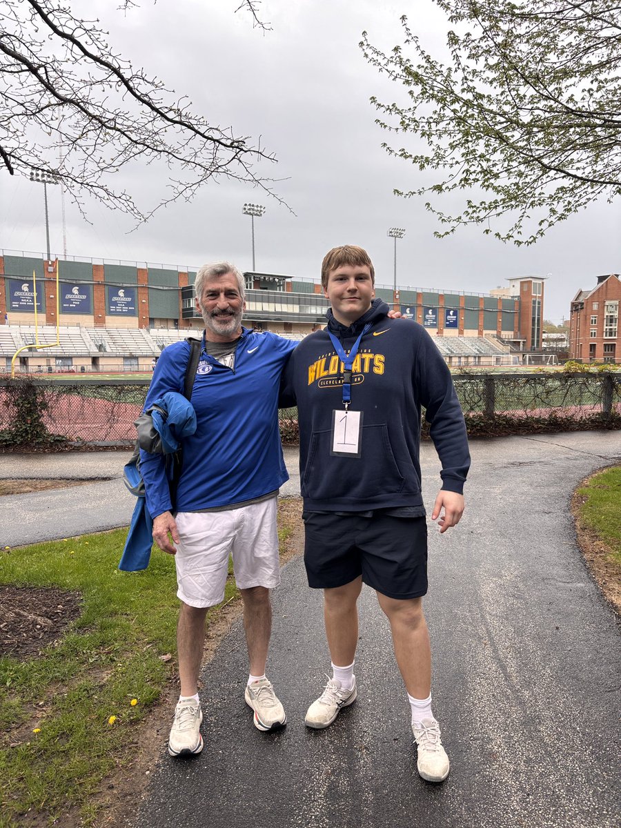 jhanson_27's tweet photo. Had an amazing time @CWRUFootball. Thanks for the invite and I can’t wait to be back!

@CoachWMiller 
@CoachSlesh 
@DebeljakGreg 
@CoachTomKaufman 
@DaleRodick 
@morr_movement_ https://t.co/MlnRx5iBXD