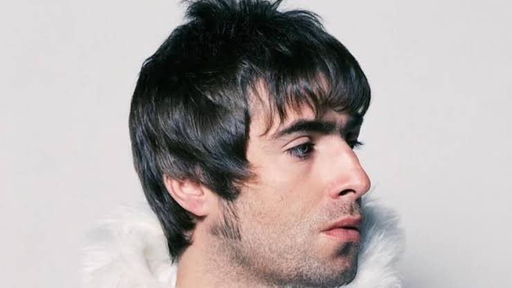 ImsoRegal's tweet image. He’s as pretty as a perfectly poured Guinness on a hot summer’s day. #LiamGallagher #Guinness