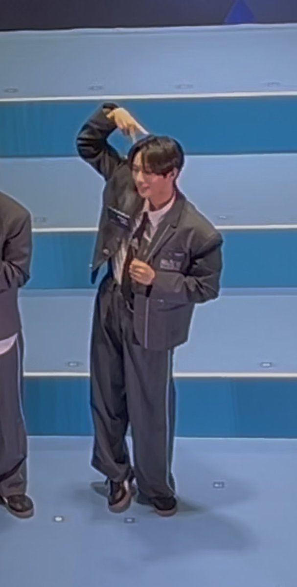 白米オンニ tweet media