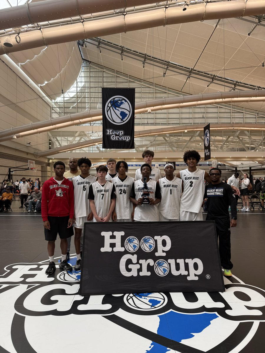 Wildcat Select tweet media