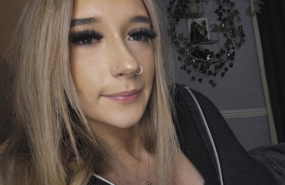 Alesha09x's tweet image. Hi guys 😙 #Blonde #Prettygirl #Makeup #Rateme