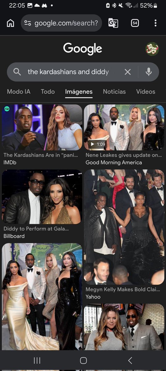 CupeiroB's tweet image. The baby oil runs deep in the family sorry i had to say it ( make this dark meme) ( still Diddy is disgusting and i dont support him at all, i vomit anytime i know about what he has done) #Pdiddy #TheKardashians #KimKardashian #KylieJenner #KhloeKardashian #SeanCombs #Babyoil