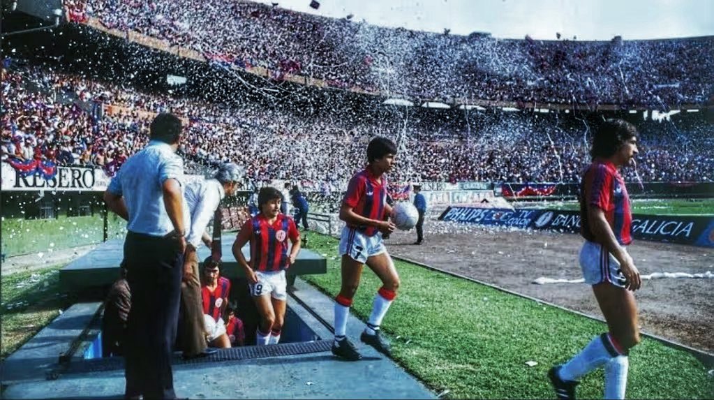 DebateSL's tweet photo. ¿Papelitos en el #Monumental?

Eso ya lo hizo #SanLorenzo hace 40 años y en la B. https://t.co/8XLFbrLT0T