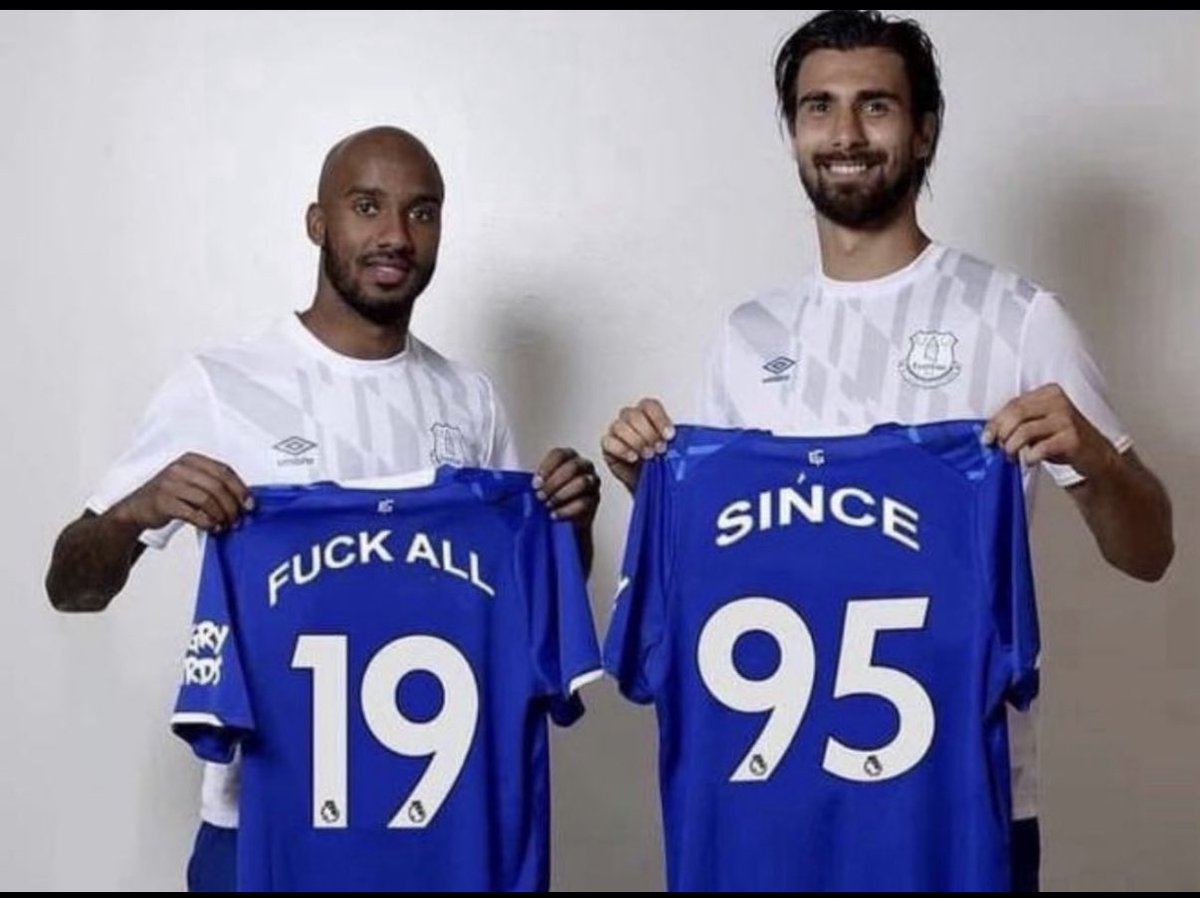 Crazy Horse tweet media