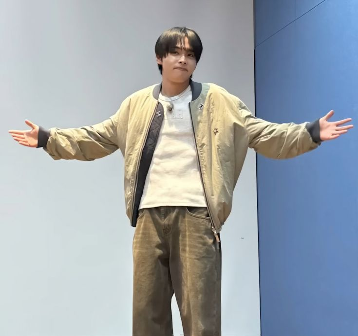 Froghwa 🐸🛹 | FROGHWA IN ANOTHER DIMENSION tweet media