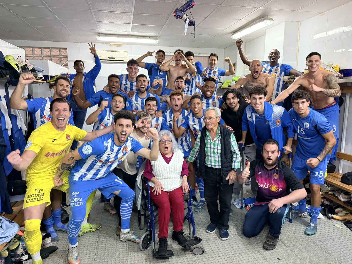 ¿Qué más puedo decir de estos tíos? ➕3️⃣

#𝗖𝗮𝗺𝗶𝗻𝗲𝗺𝗼𝘀𝗝𝘂𝗻𝘁𝗼𝘀 🤝🏻 💙🤍
