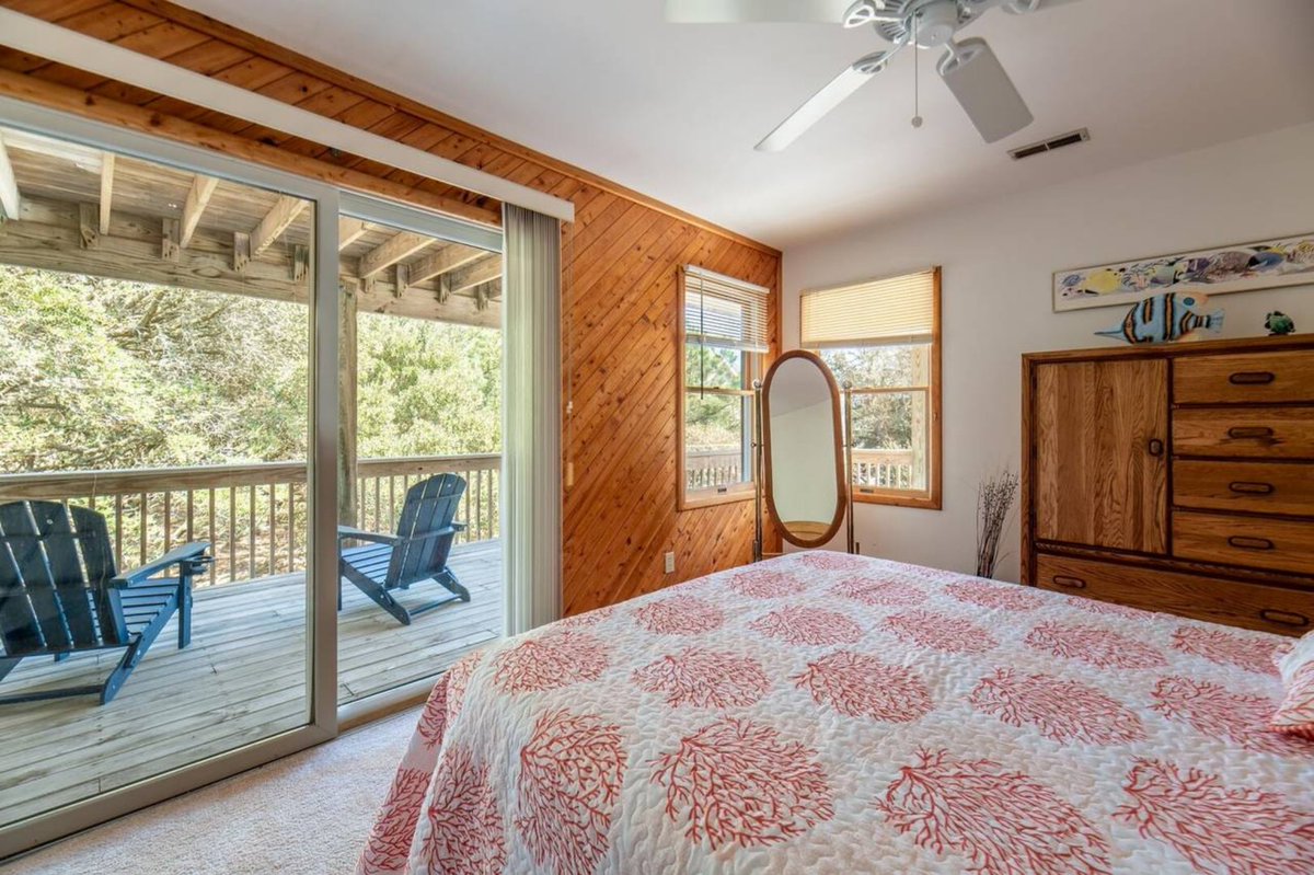 Beach Realty tweet media