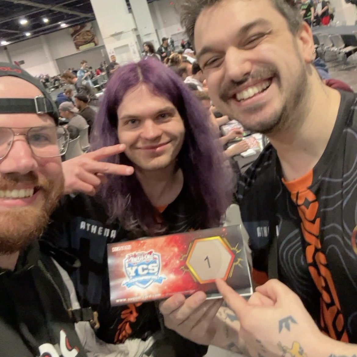 DistantCoder tweet media