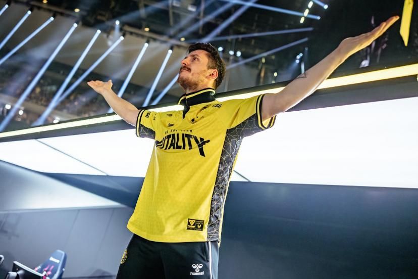 malekCSGO's tweet photo. déclaration d'apex

"gagner l' intel grand slam est plus difficile que gagner un major, nous l'avons gagner 2 fois, pas de doute que nous sommes la plus grande équipe de l'histoire "

(je suis totalement d'accord !) https://t.co/tjJ6H657DU