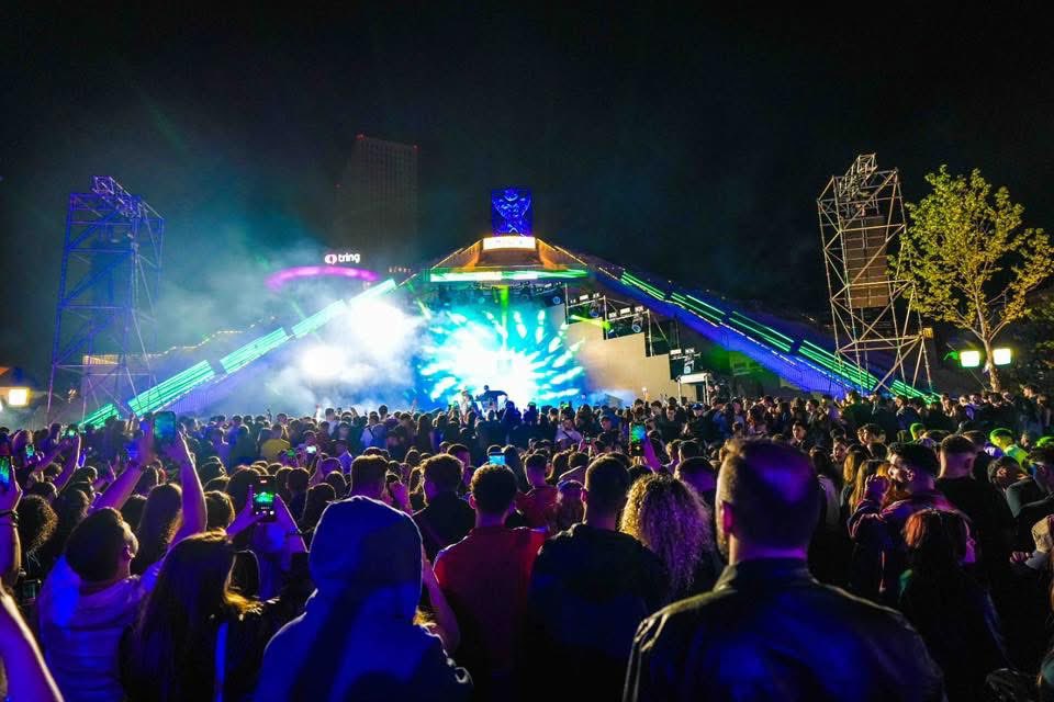 BGonxhja's tweet photo. 🫶 Tirana e rinisë, energjisë dhe muzikës! 🎶🔥

Muse-X, një nga ngjarjet më të mëdha të industrisë kreative, e kthen kryeqytetin në skenën ku bashkohen artistë shqiptarë dhe ndërkombëtarë.🇦🇱🌍 https://t.co/HYpvlYA5eW
