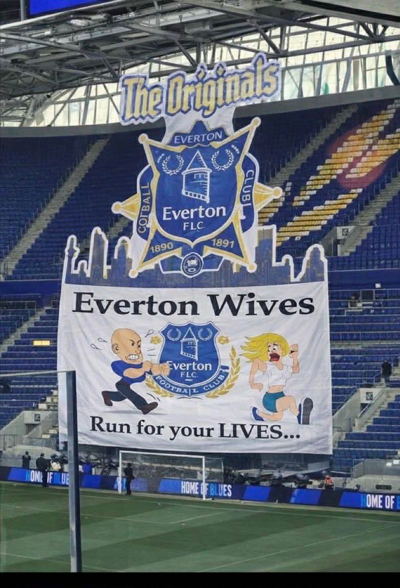 Crazy Horse tweet media