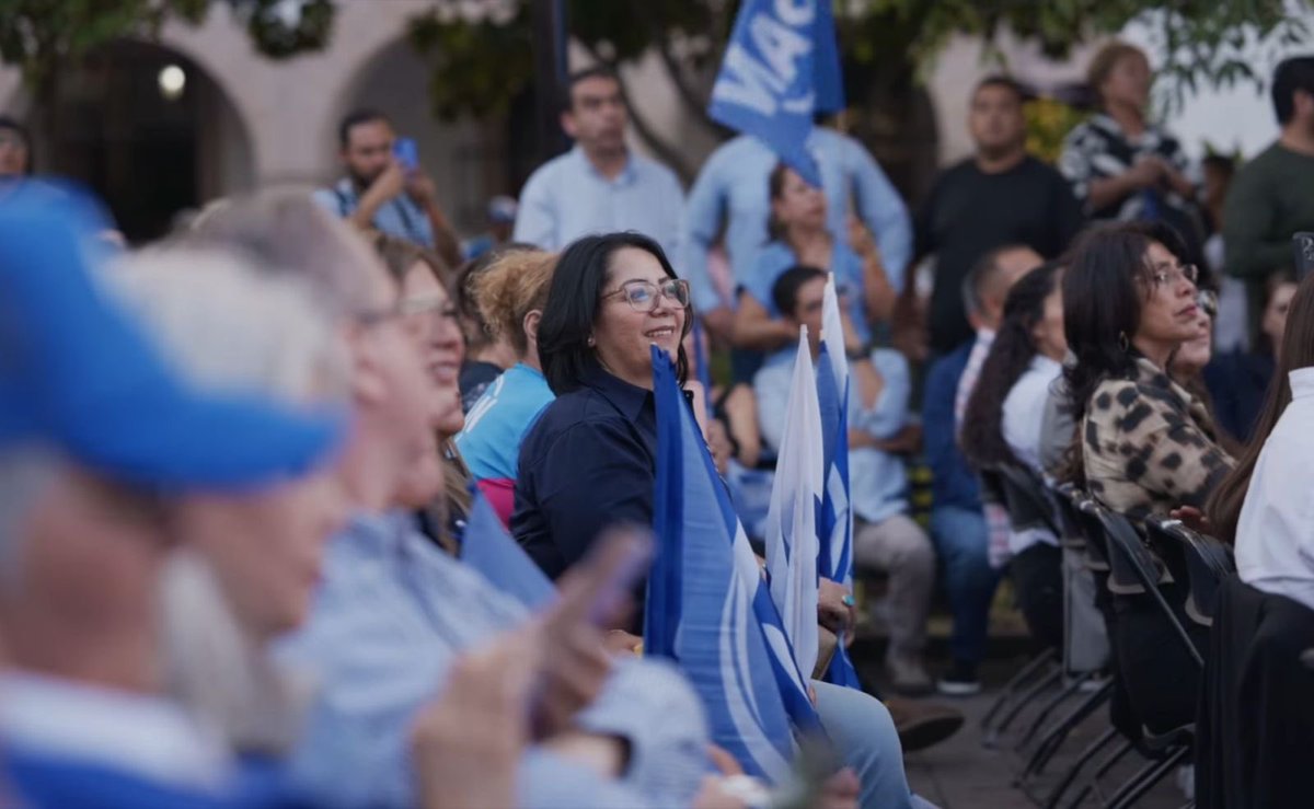 BereJuarezN's tweet photo. 🔵¡El PAN Michoacán sigue creciendo y consolidándose!

Con la incorporación de nuestro Coordinador Estatal de estructuras para el Cambio en Michoacán, @AlfonsoMtz_Mx , reforzamos la organización, el trabajo territorial y el compromiso con nuestra gente.

#PANMichoacán https://t.co/5hCm0lqLSh