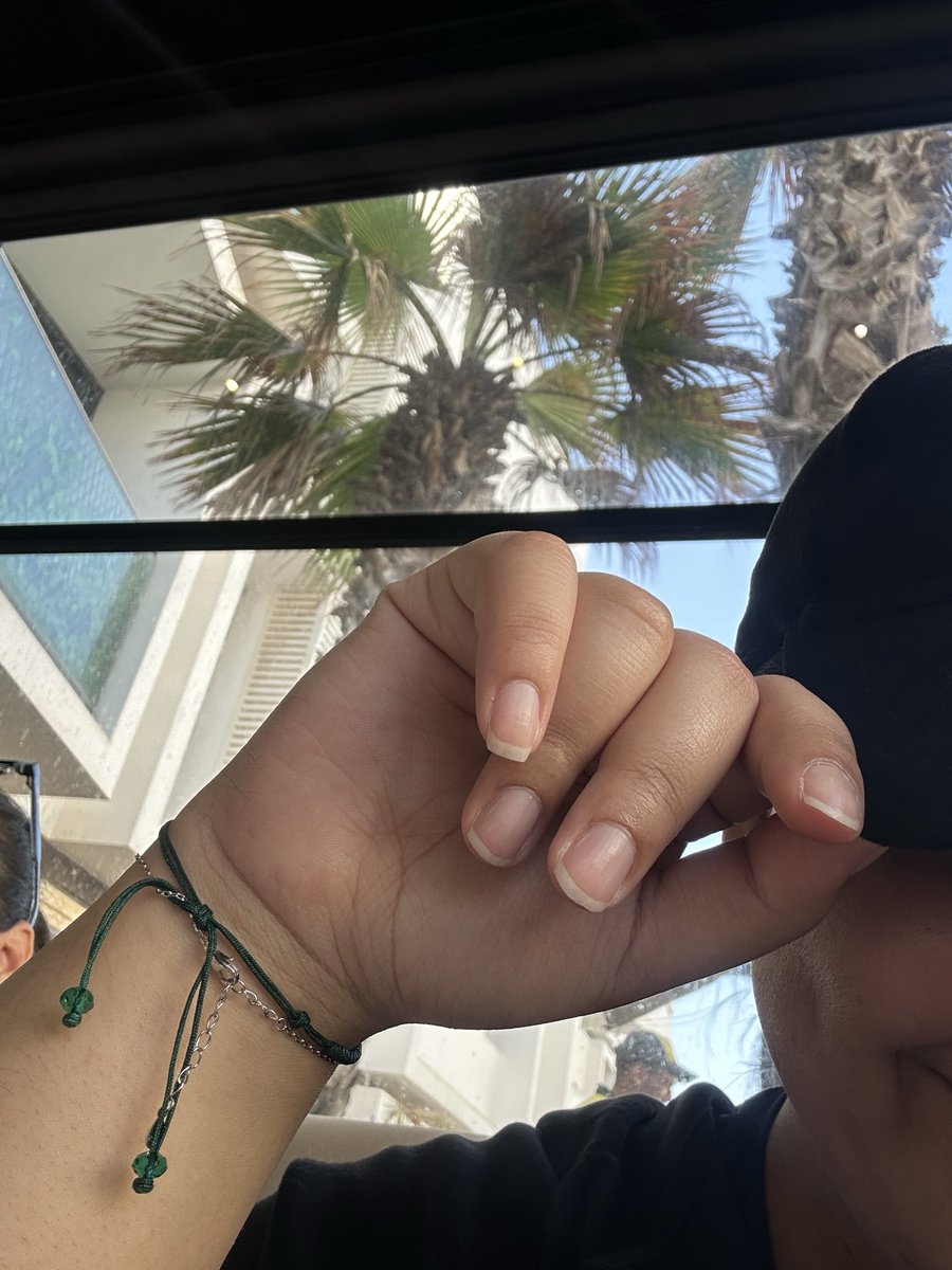 عشوائيات حلومة𓂀 tweet media