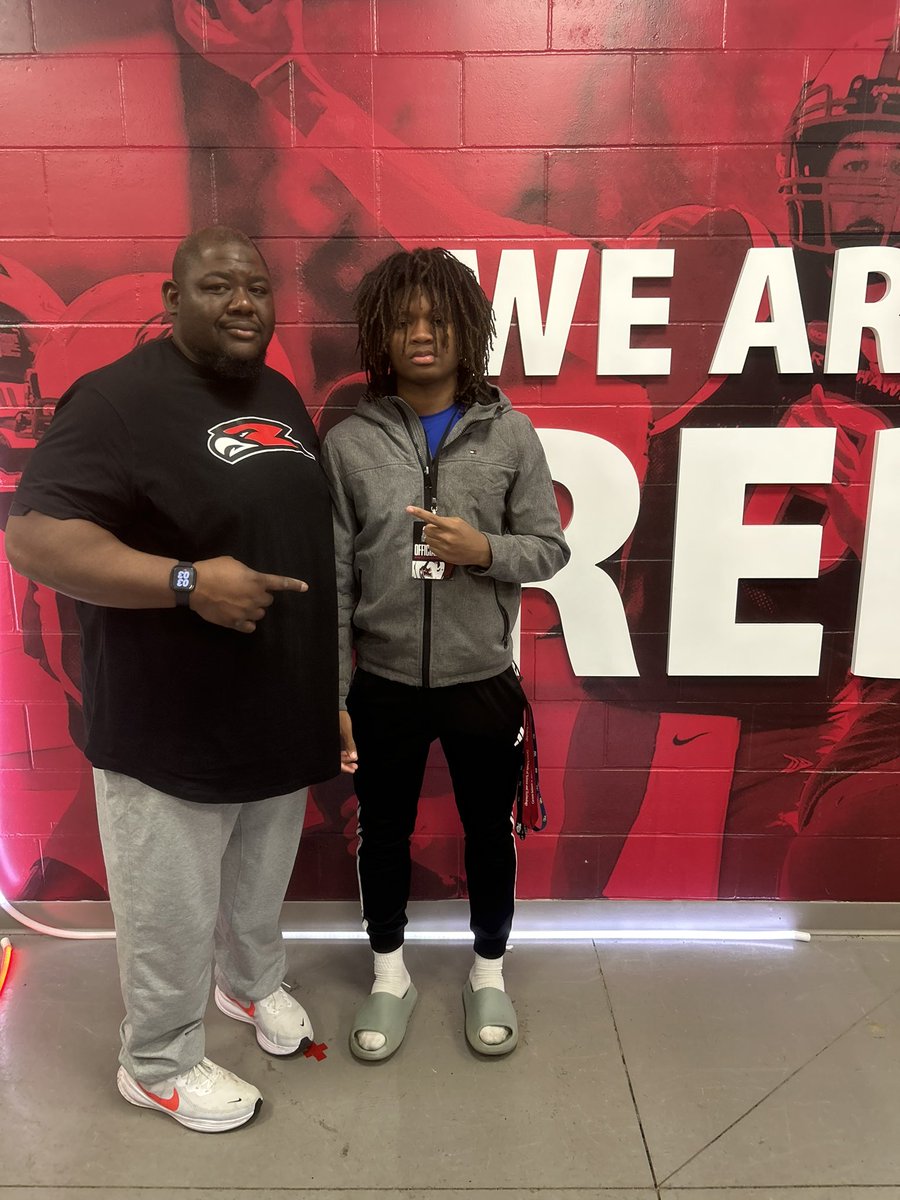 Keithh1k_'s tweet photo. Had a great visit at Ripon this weekend, thanks @nellhubanks for having me! #agtg @247Sports @PrepRedzoneWI @MJ_NFLDraft https://t.co/An4zAjYvqp