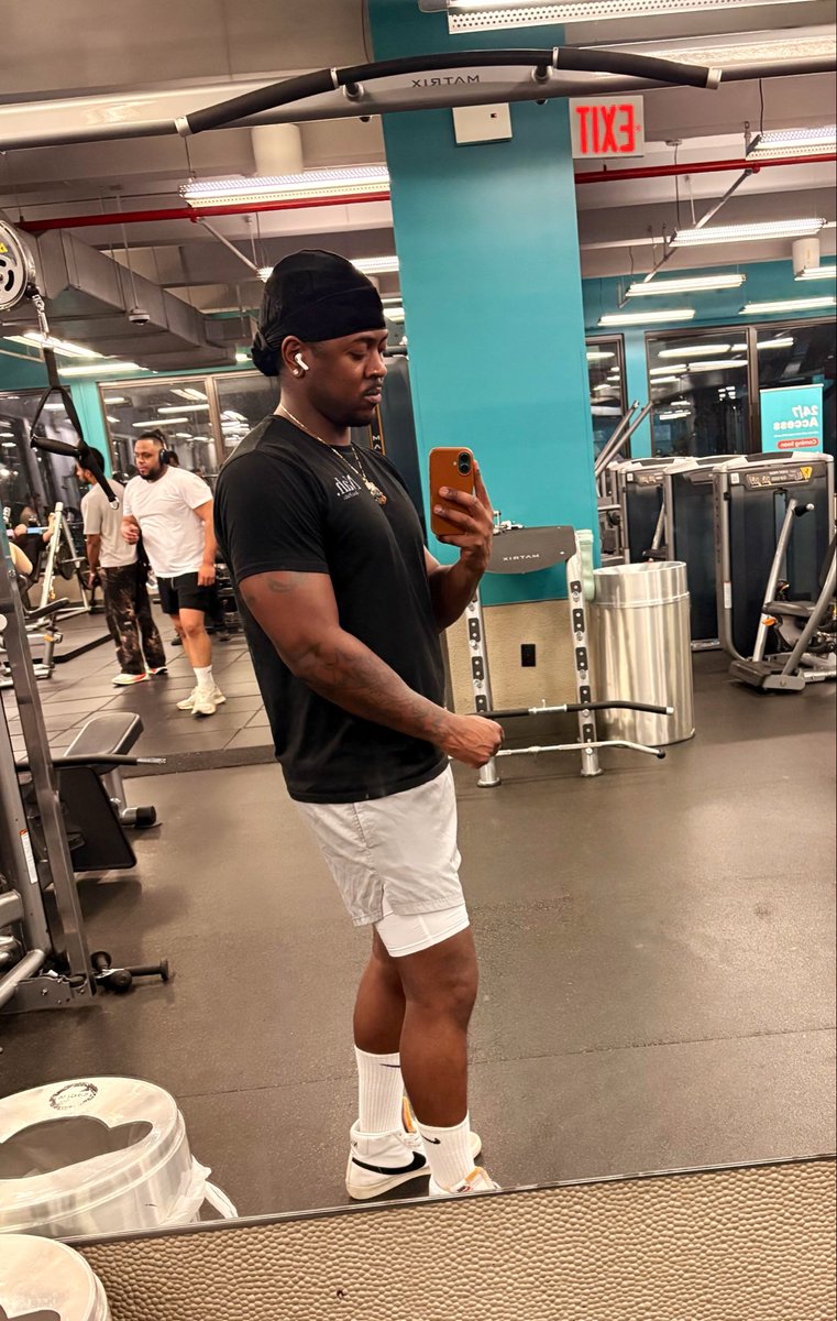 CharmingType ♎️ tweet media