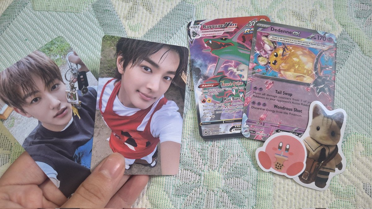 AmandoimDoce's tweet photo. feedback super positivo pra @jujubahoon que me vendeu essa duplinha linda!! chegou tudo certinho com os brindes lindos, amei demais!! 💕🩷

💌 https://t.co/Cweio70ERd