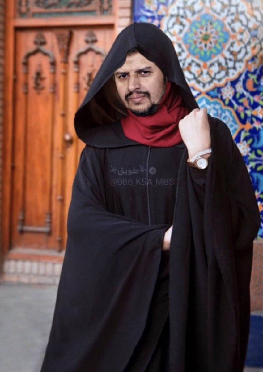 <a href="/alrougui/">مالك الروقي</a> هل بدأ حصاد الحوثة 💀

بحسب مصادر مقربة.. 

شدّ عبده مرندا عبايته.. وبدأ يتحسس رقبته 💀