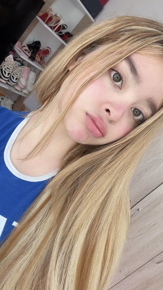 iimssarah's tweet photo. Aún tengo baby face 😩 https://t.co/FYLFRd1a56