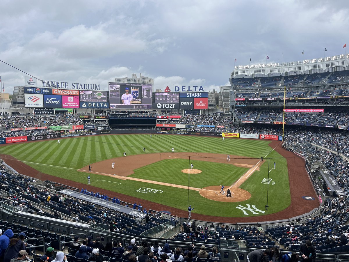 BryanHoch's tweet image. Game 22: #Yankees vs. #Royals

⚾️: Ryan Weathers vs. Cole Ragans
⏰: 4:20 p.m.
🗽: 42°
📺: @YESNetwork
🎧: @WFAN660