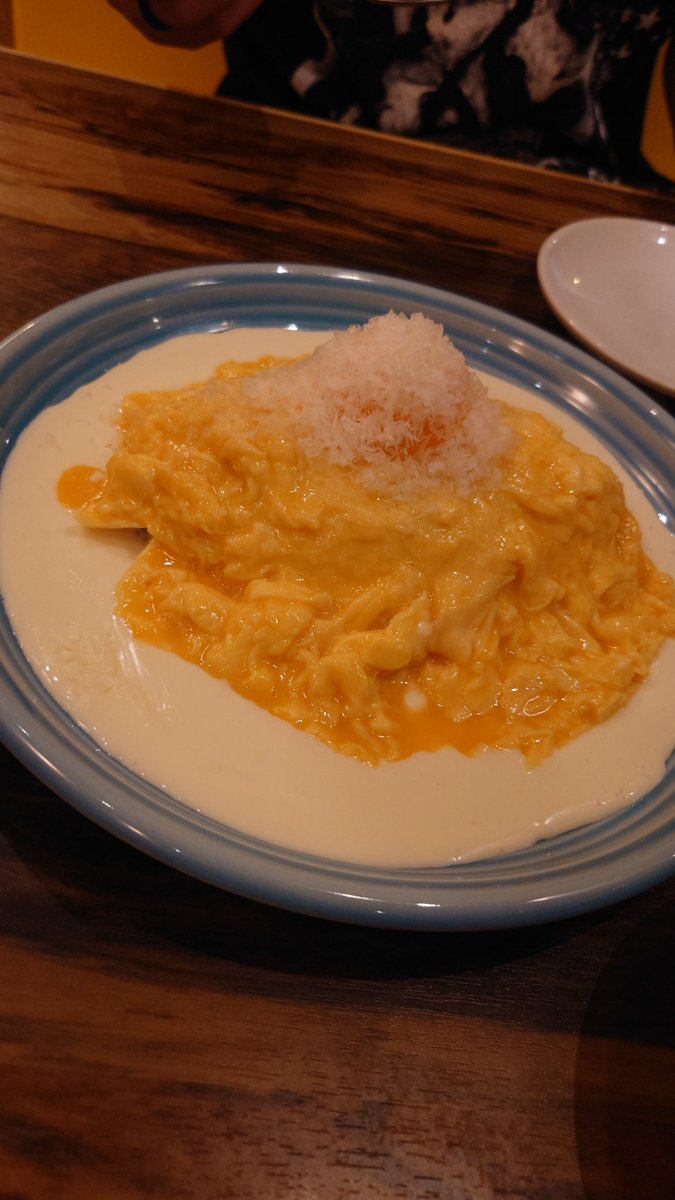 チーズ好きには堪らないお店に昨日は行ってきたんだ 私がTikTokで